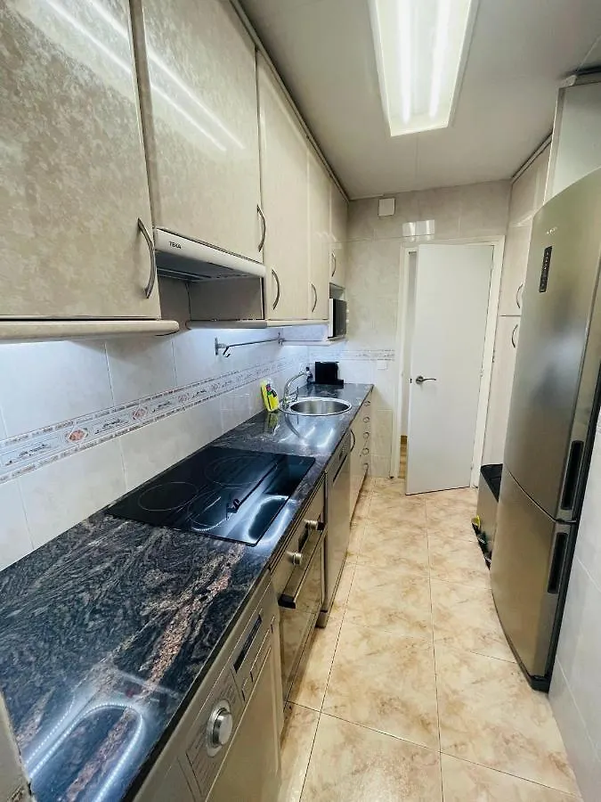Beach Apartment Barca 6 산트 아드리아 데 베소스