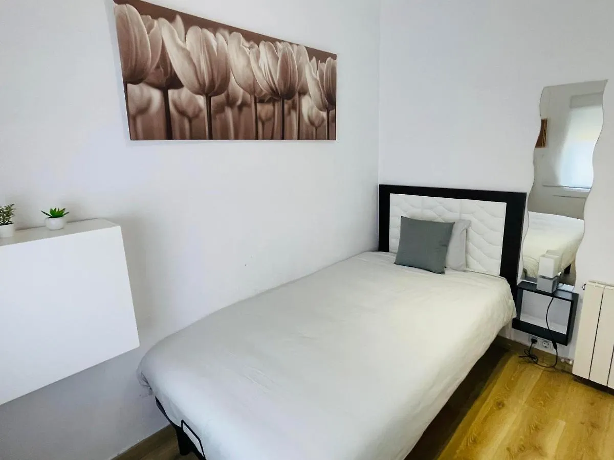 Beach Apartment Barca 6 산트 아드리아 데 베소스