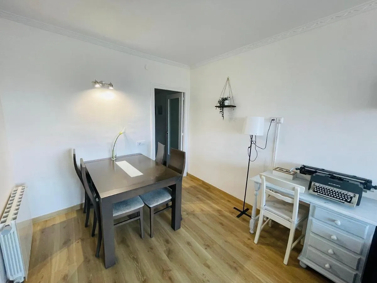 Beach Apartment Barca 6 산트 아드리아 데 베소스